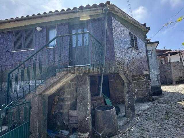 Moradia, Salamonde