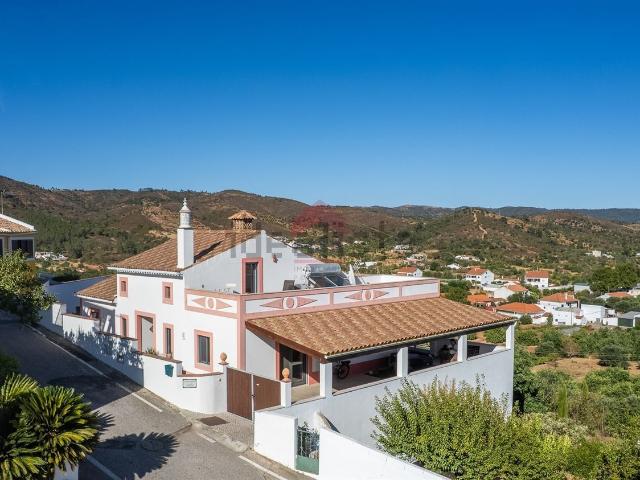 Moradia, Salir