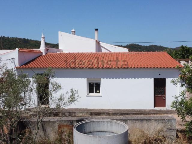 Moradia, Salir