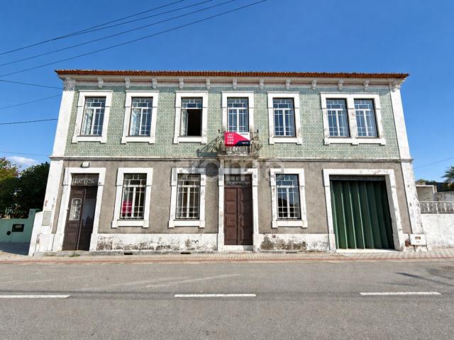 Moradia, Salreu