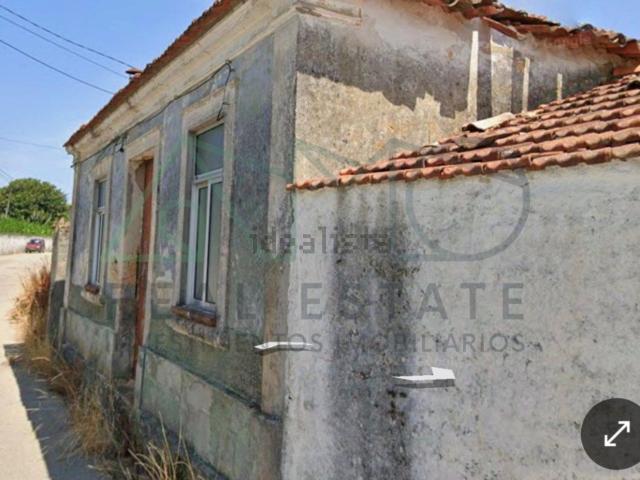 Moradia, Salreu