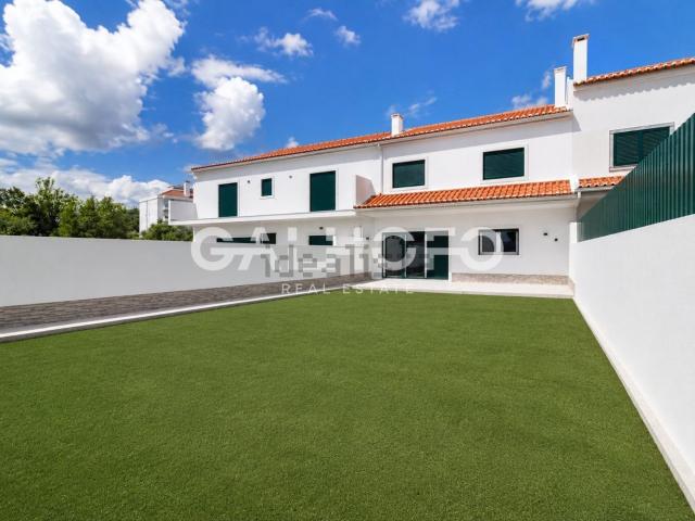 Moradia, Samora Correia