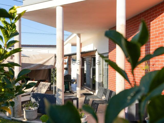 Moradia, Sangalhos