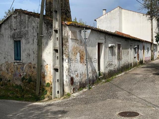 Moradia, Santa Maria Salvador Santiago