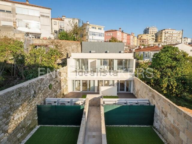 Moradia, Santa Marinha