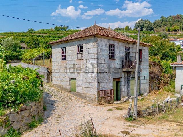 Moradia, Santa Marinha do Zêzere