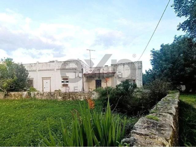 Moradia, Santa Bárbara de Nexe