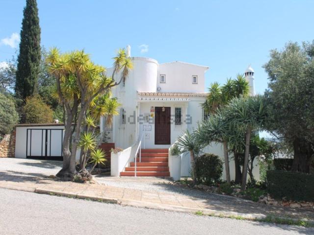 Moradia, Santa Bárbara de Nexe