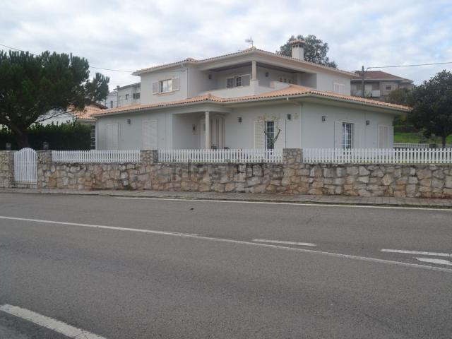 Moradia, Santa Clara e Castelo Viegas