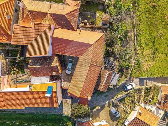 Moradia, Santa Cruz do Douro e São Tomé de Covelas