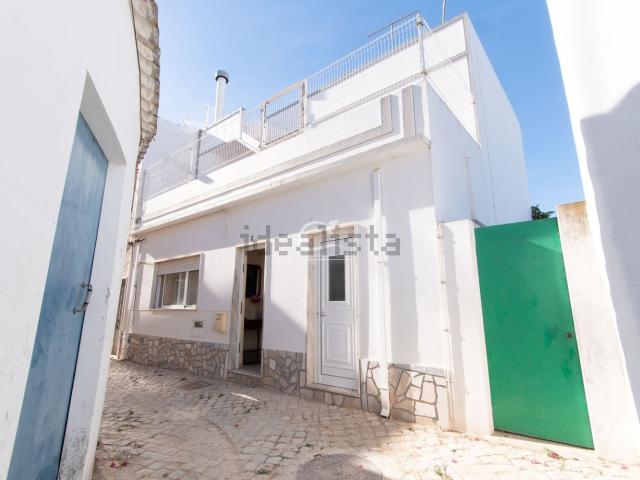 Moradia, Santa Luzia