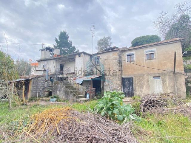 Moradia, Santa Leocádia e Mesquinhata