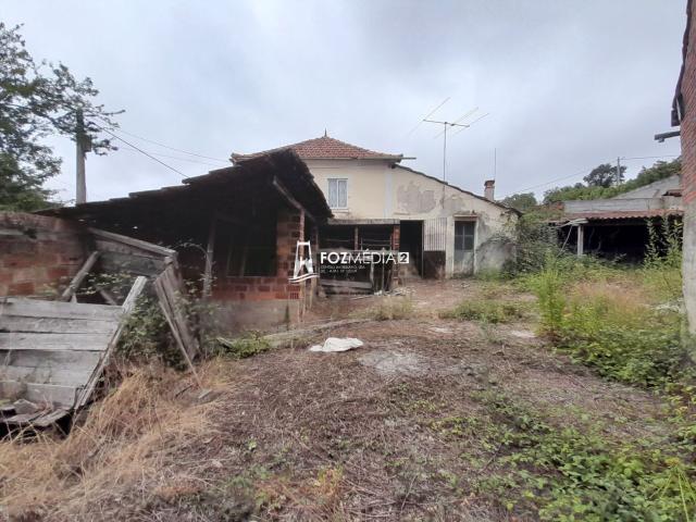 Moradia, Santiago de Litém