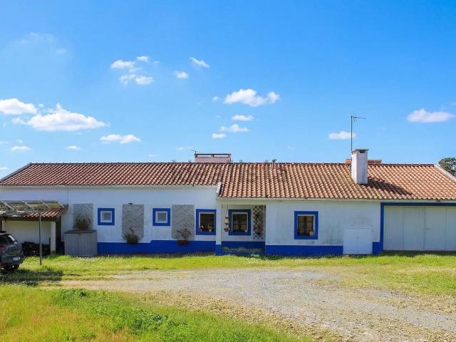 Moradia, Abela