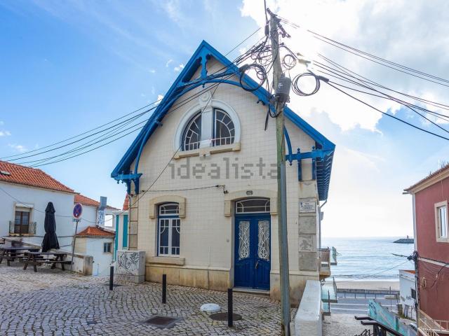 Moradia, Santiago Sesimbra