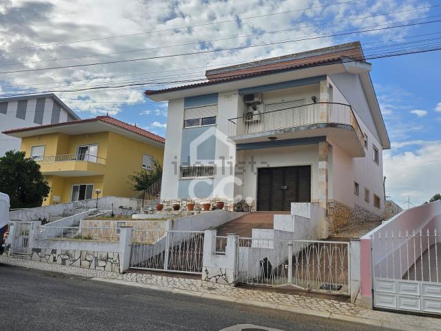 Moradia, Santo Antão e São Julião do Tojal