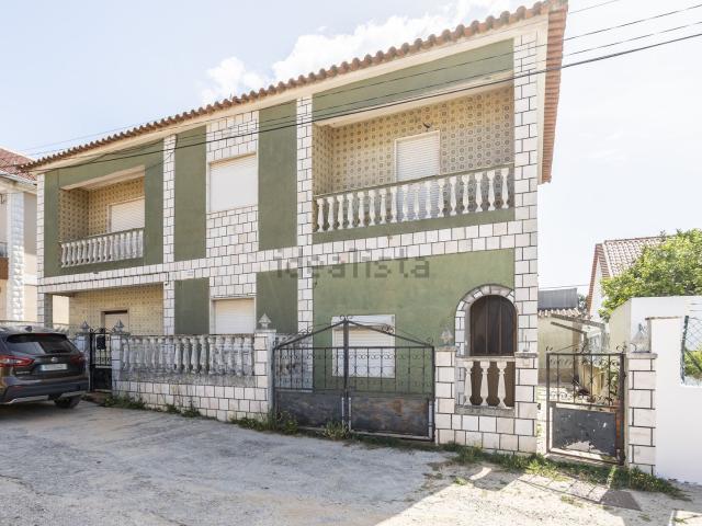 Moradia, Santo António da Charneca