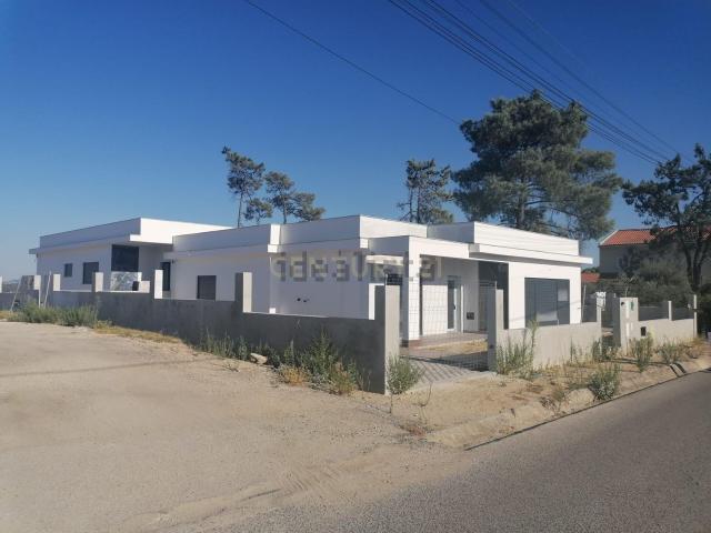 Moradia, Santo António da Charneca