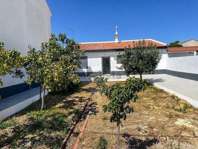 Moradia, Santo António da Charneca