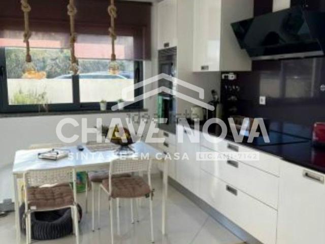 Moradia, Santo António da Charneca