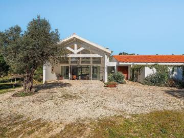 Moradia, Santo Estevão