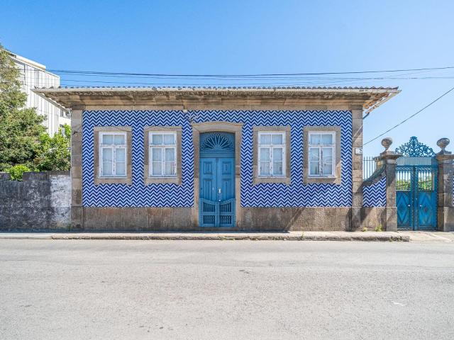 Moradia Séc. XIX com Projeto Aprovado em Gaia 192m² da Madalena e Samaiões