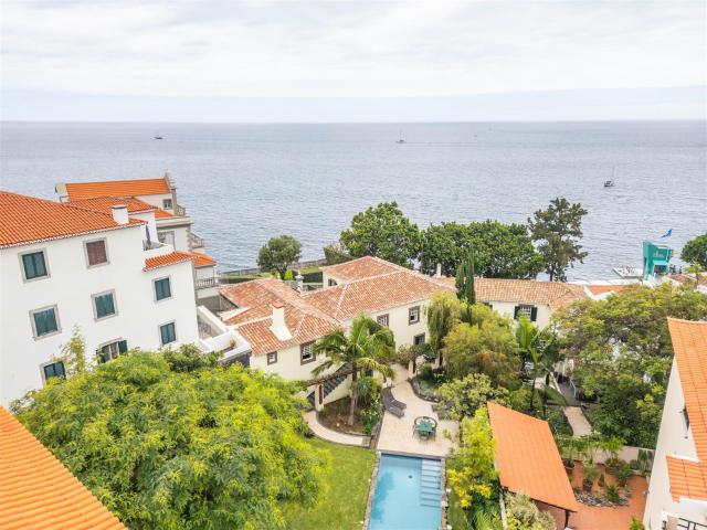 Moradia Secular Integralmente Reabilitada 322m² Sé funchal