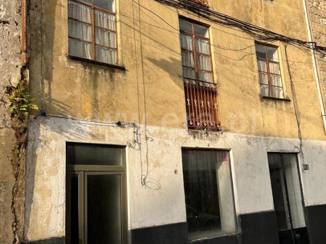 Moradia / Seia, Seia, São Romão e Lapa dos Dinheiros