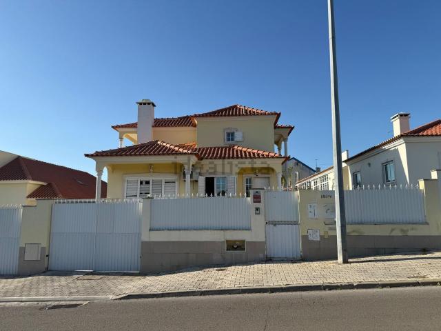 Moradia, Aldeia de Paio Pires
