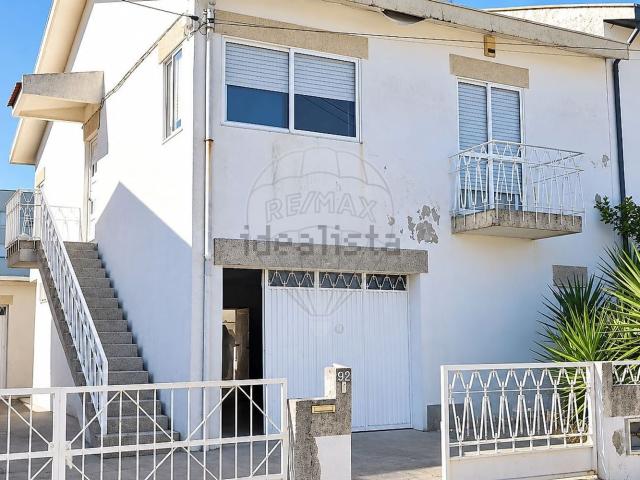 Moradia, Senhora da Hora