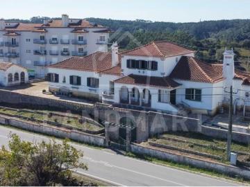 Moradia Senhorial Bifamiliar T10, Turquel 490m² Turquel