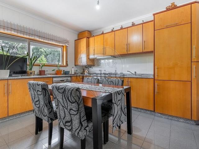 Moradia, Sequeira