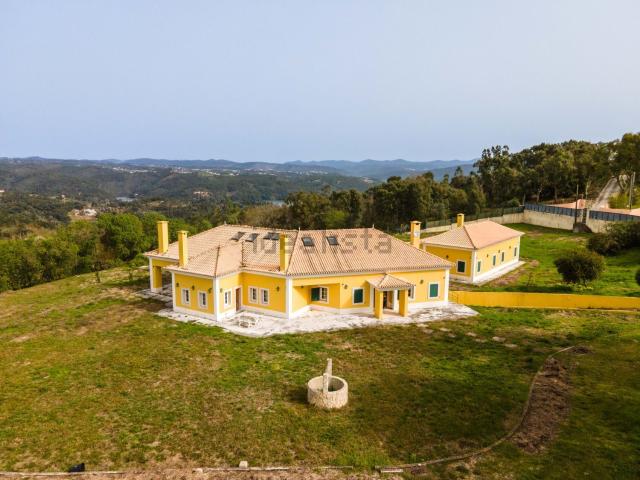 Moradia, Serra