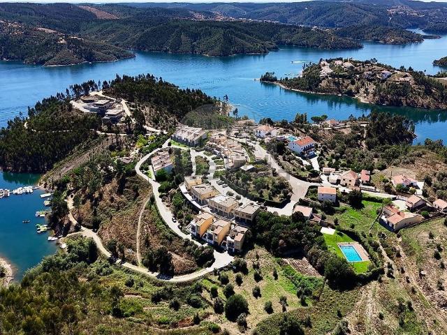 Moradia, Serra