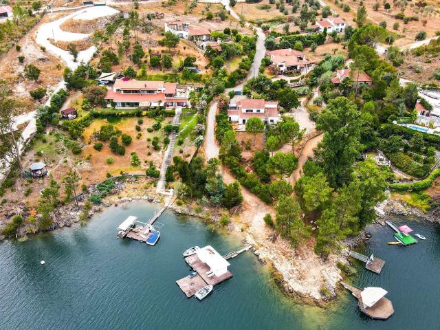 Moradia, Serra