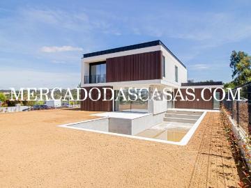 Moradia, Serzedo