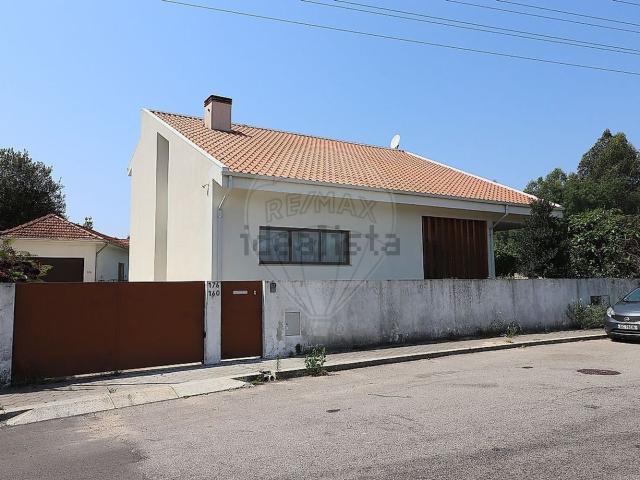 Moradia, Serzedo