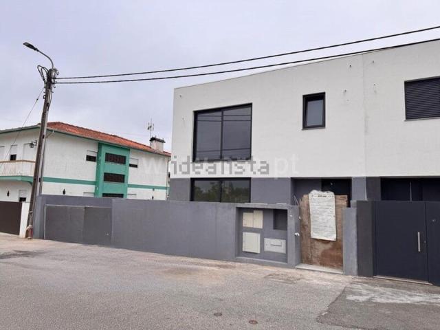 Moradia, Serzedo