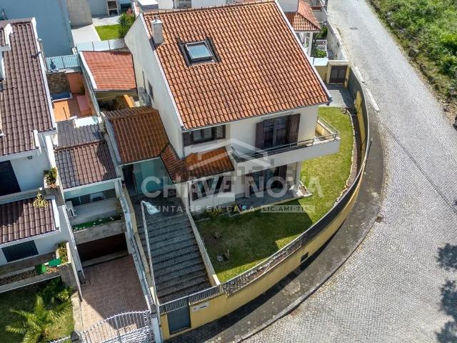 Moradia, Perosinho
