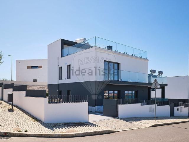 Moradia, Sines
