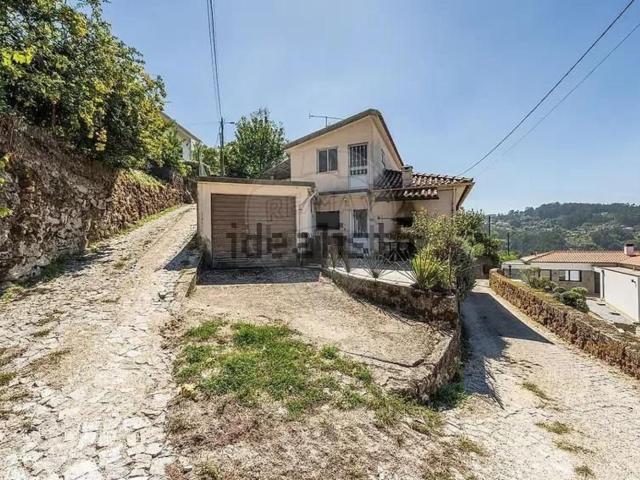 Moradia, Sobradelo da Goma