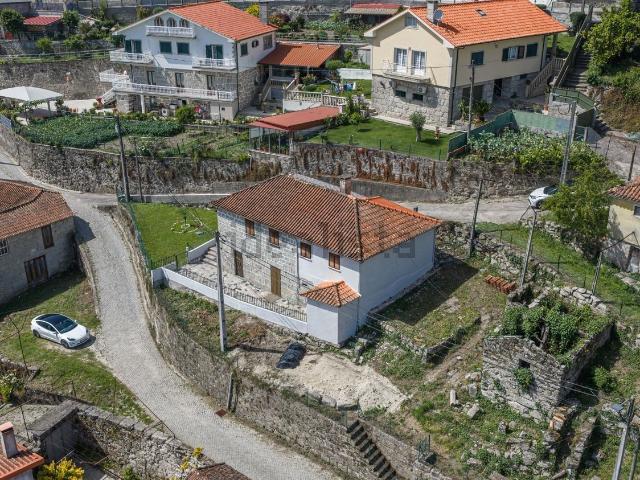 Moradia, Sobradelo da Goma