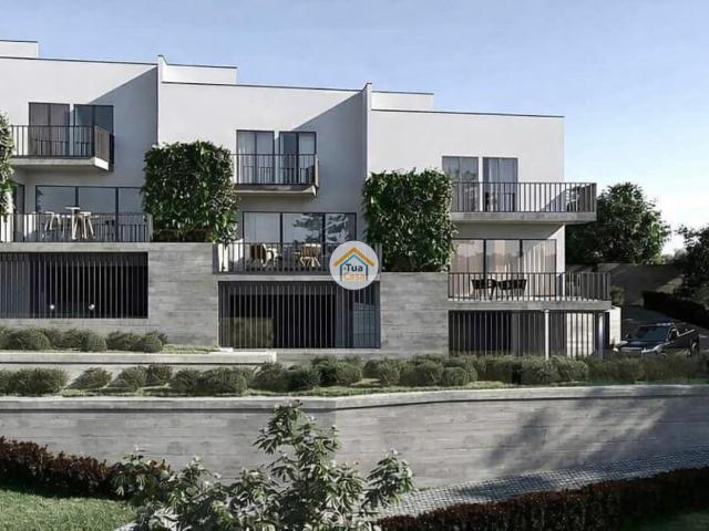 MORADIA T4+1 VISTA RIO