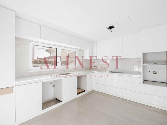 Moradia T4+1 de Luxo em Condomínio Exclusivo São Pedro do Estoril