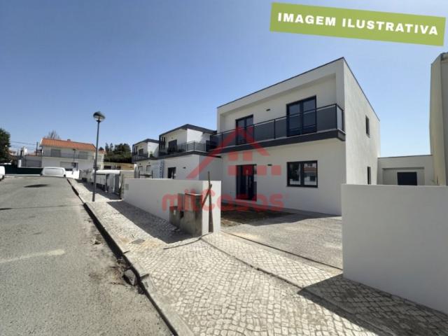 Moradia T4+1 Isolada de Arquitetura Moderna