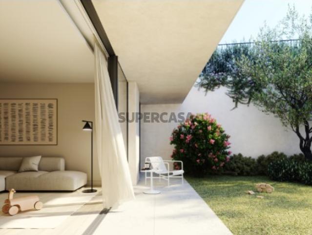 Moradia T4+1 jardim, piscina Estoril, Cascais