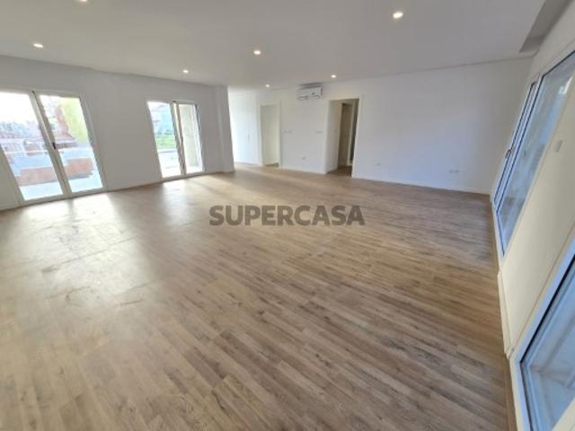 Moradia T4+1 NOVA | Casal de São Sebastião, Famões
