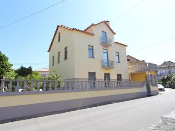 Moradia T4+1 Oliveira do Hospital/Coimbra 323m² Travanca De Lagos