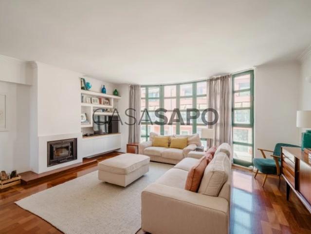 Moradia T4+1 para alugar em Lisboa