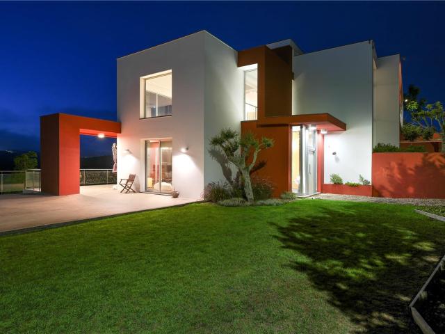 Moradia com Piscina Aquecida e Vista Panorâmica 319m² Santo Estêvão Das Galés
